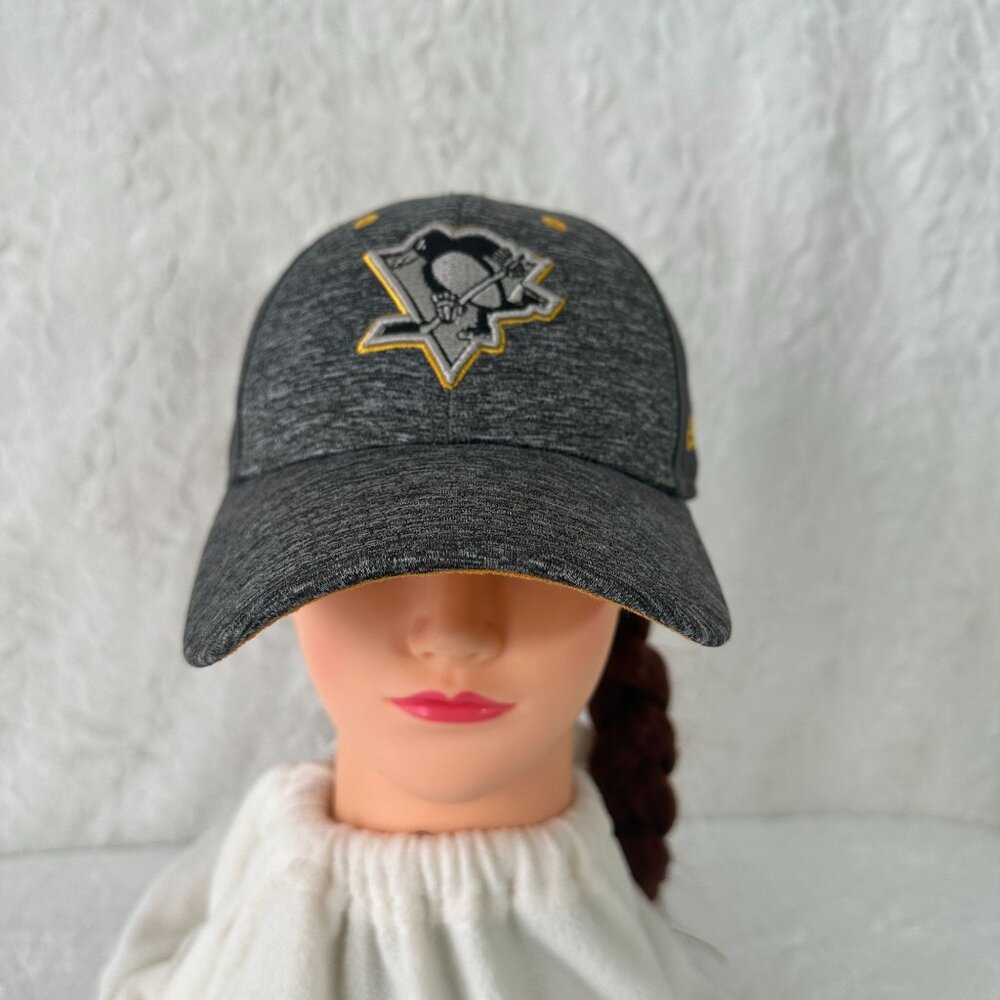 New Era Pittsburgh Penguins Heathered Gray & Black Adjustable Hat NHL